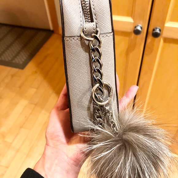 MICHAEL Michael Kors Jet Set Chain Crossbody Purse - Picture 8 of 8